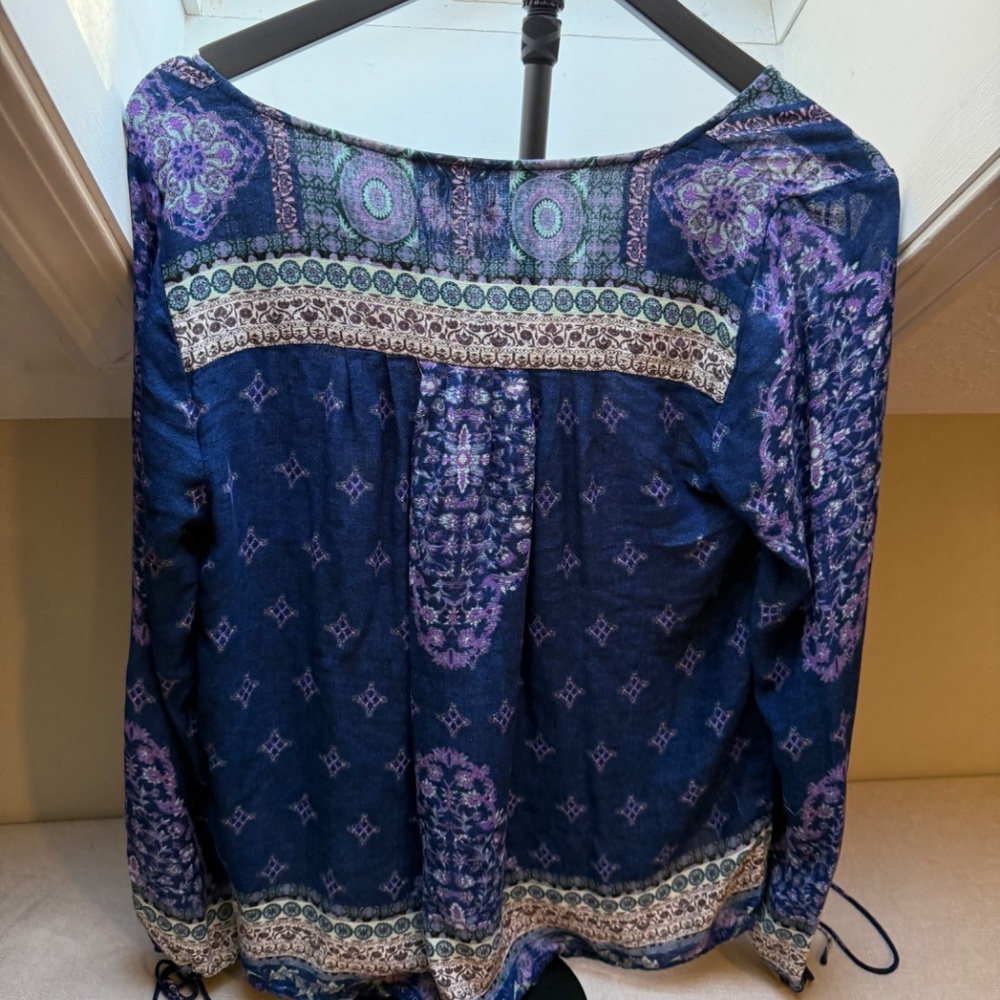 Lucky Brand V Neck Tunic Floral Mosaic Pattern Navy White Purple M - Picture 6 of 11